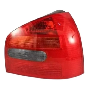FAROL TRASERO DERECHO AUDI A3 1996/2000